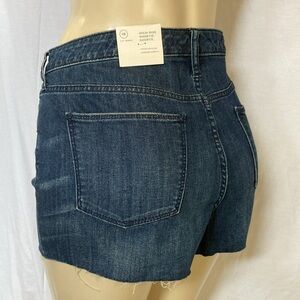 UNIVERSAL THREAD Women’s Shortie Shorts Size 16 Comfort Stretch 2.5” Inseam NWT